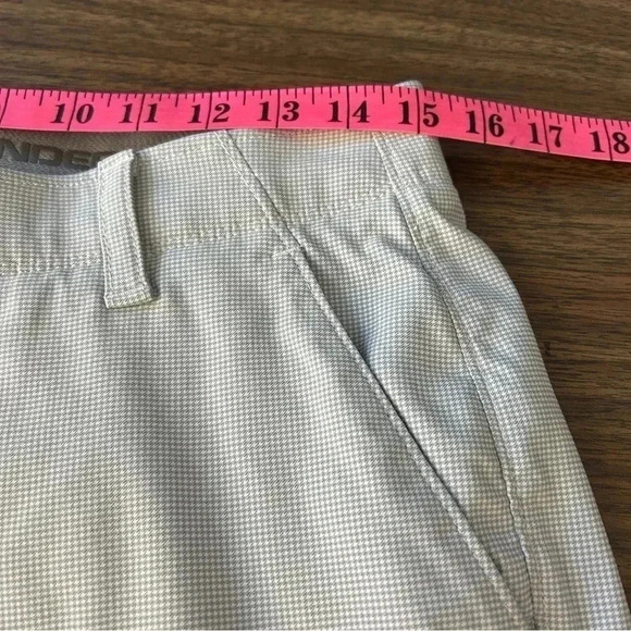 Under armour golf pants  32x36 - Picture 6 of 9